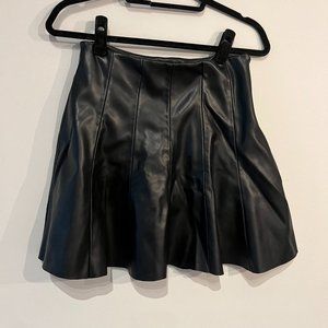 Zara FAUX LEATHER MINI SKIRT BLACK - REF. 8372/254